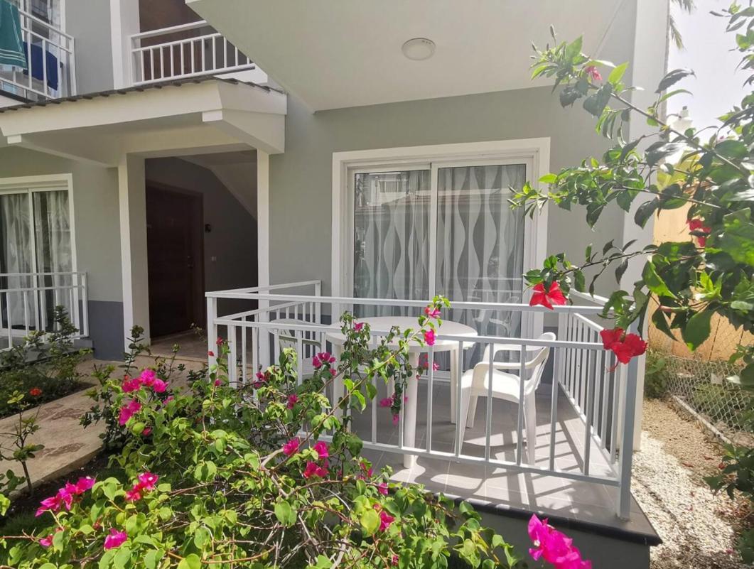 Caribbean Tropicana With Pool - Playa Los Corales Aparthotel Punta Cana